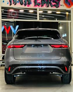 جاگوار F-Pace